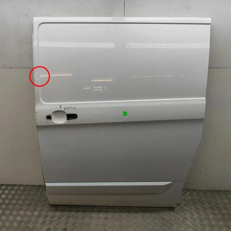 Priekšējā augšējā eņģe BK21V24705AC