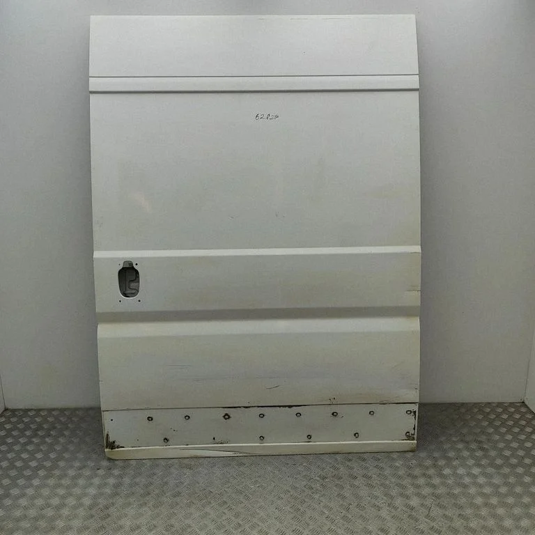 Priekšējā augšējā eņģe 1612405080