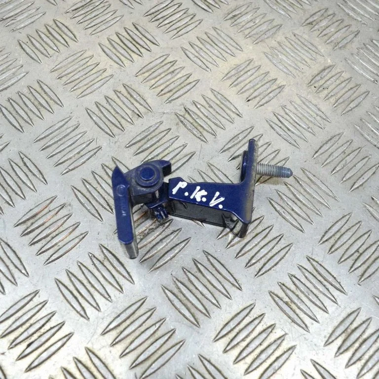 Priekšējā augšējā eņģe 80A831403A