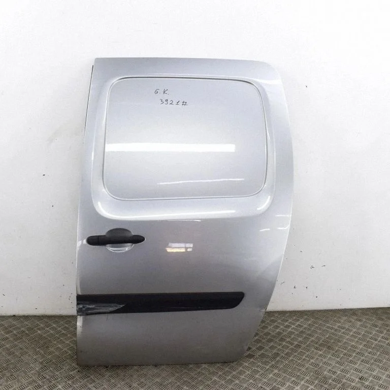 Priekšējā augšējā eņģe A4157302200