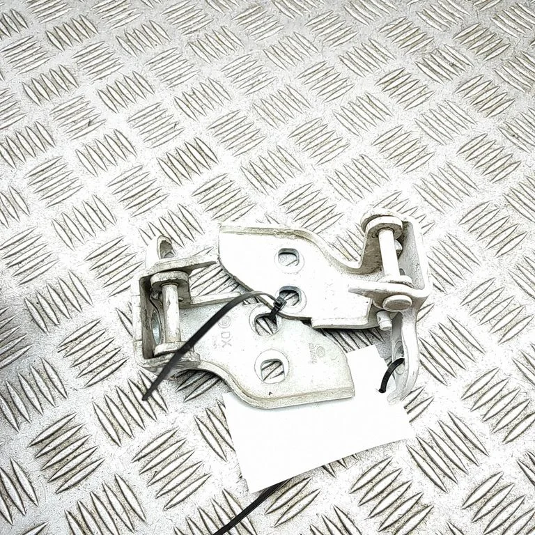 Esiukse hingede komplekt 1617013980