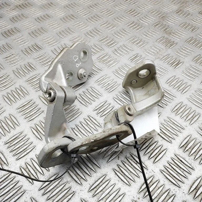 Front door hinges set BK31V22800AH
