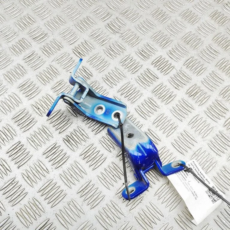 Esiukse hingede komplekt 793102V000