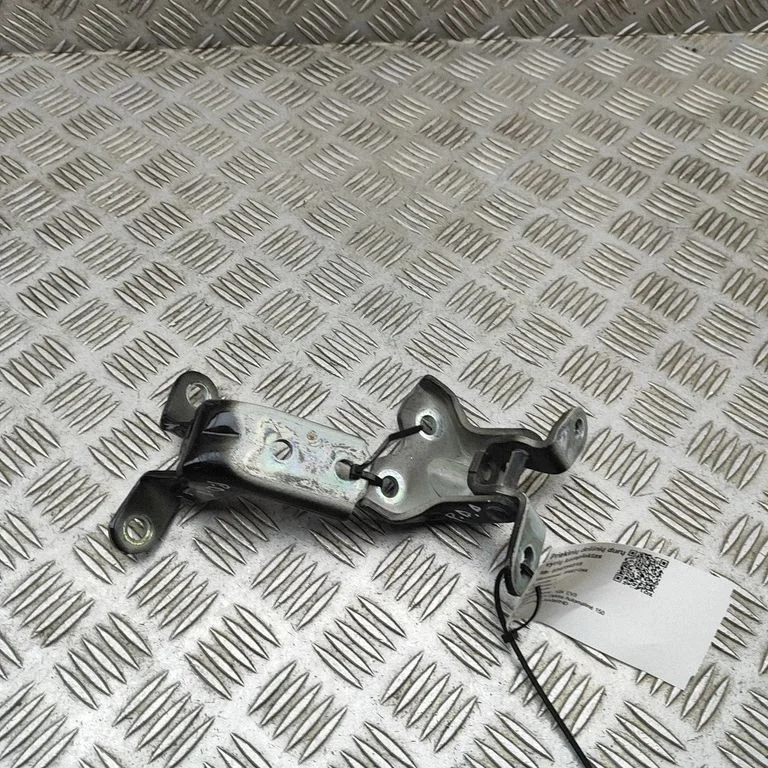Front door hinges set 793251Y300
