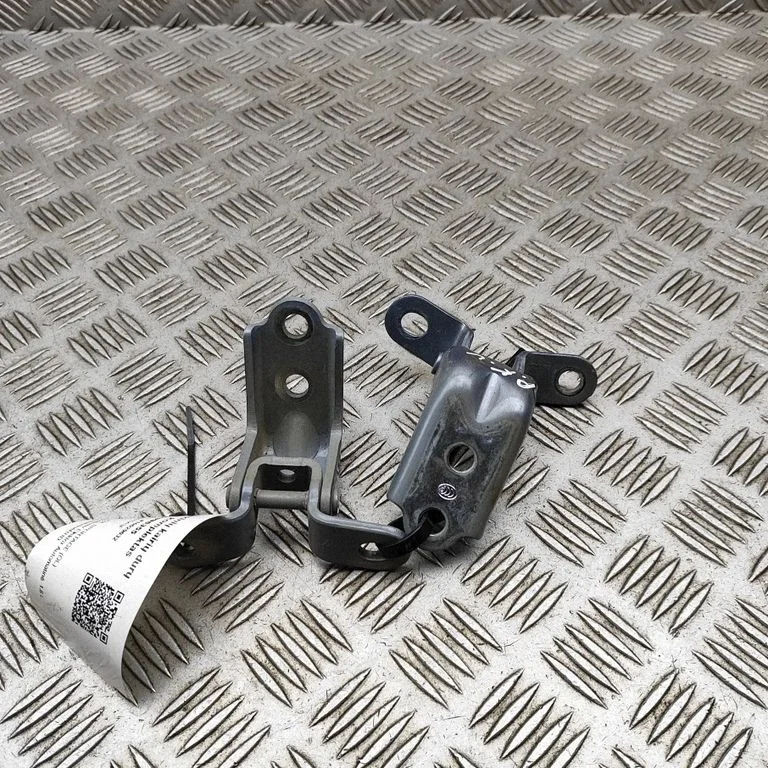 Front door hinges set – KIA Sportage (2021-)