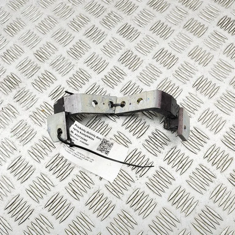 Esiukse hingede komplekt 76920T4000