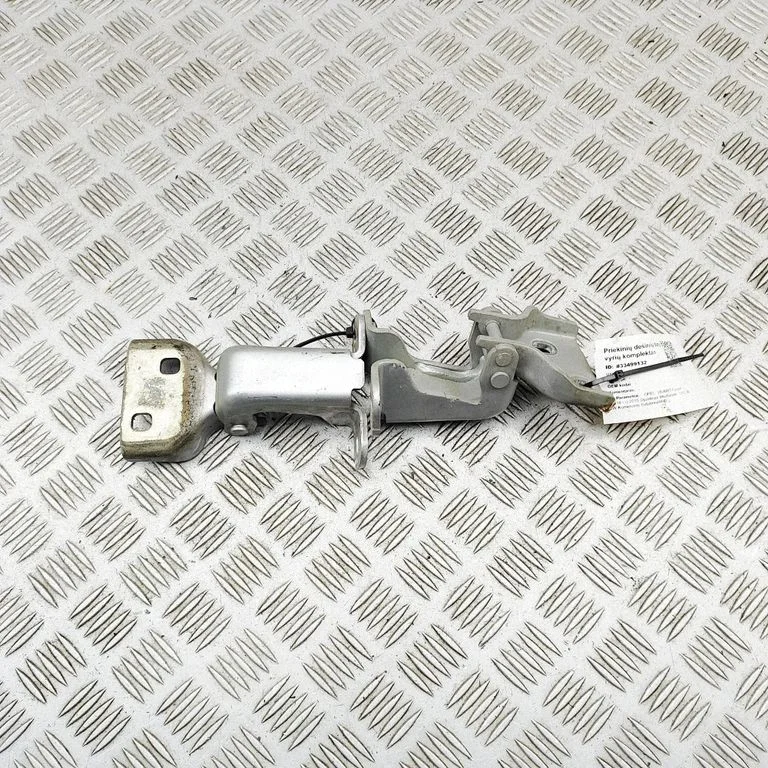 Front door hinges set – Volvo V50 (2004-2007)