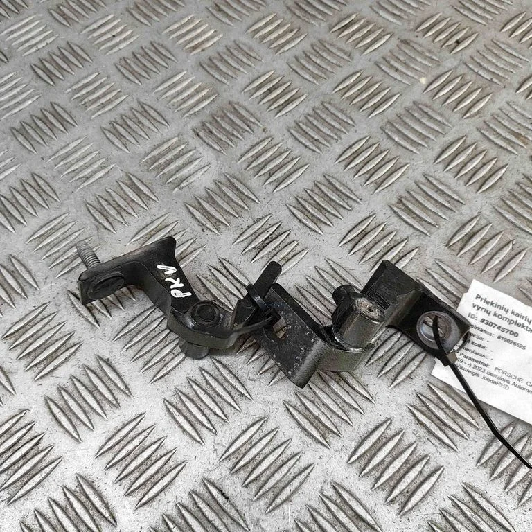 Front door hinges set 8S0833403E