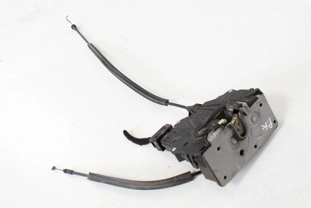 Priekšējā slēdzene (pie roktura) – Citroen Jumper (2014-)