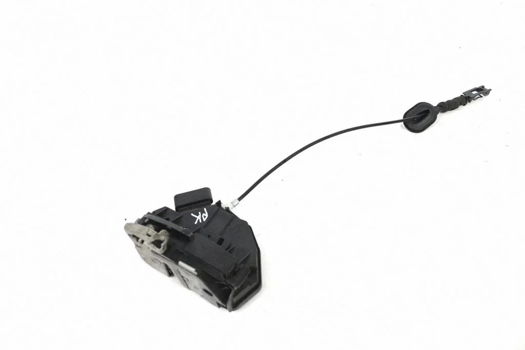 Priekšējā slēdzene (pie roktura) CN15A219A65FD