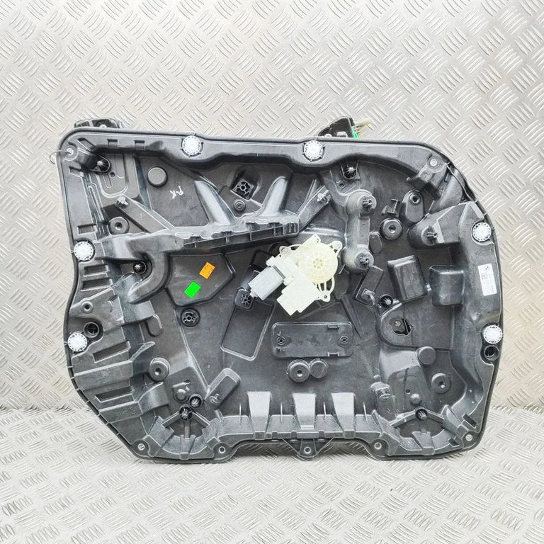 Podnośnik szyby przedniej bez silniczka – BMW X5M G05 F95 (2019-)