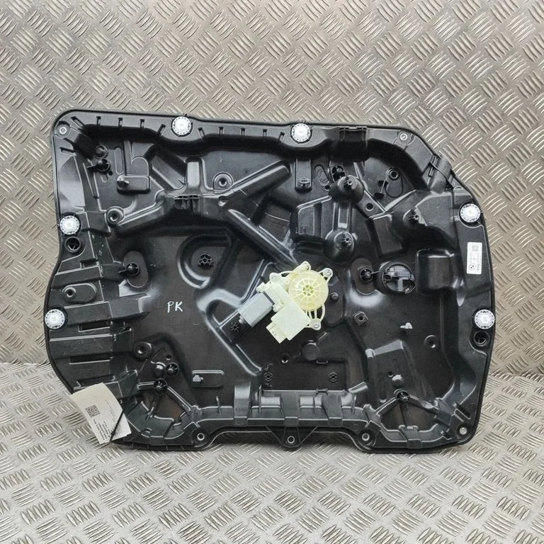 Front door electric window regulator – BMW X6 G06 (2019-)