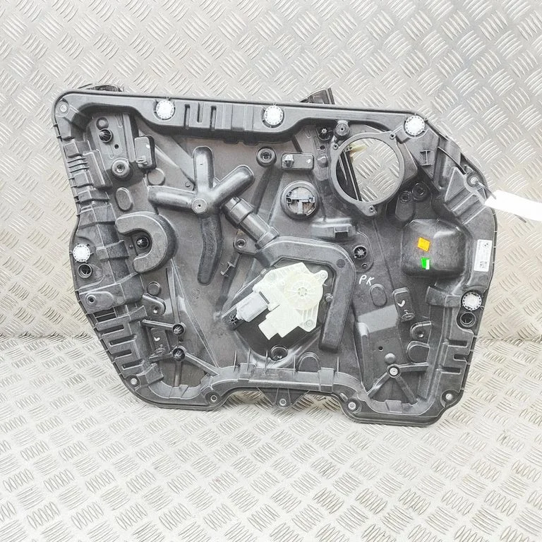 Front door electric window regulator – BMW X3 G01 (2018-2024)