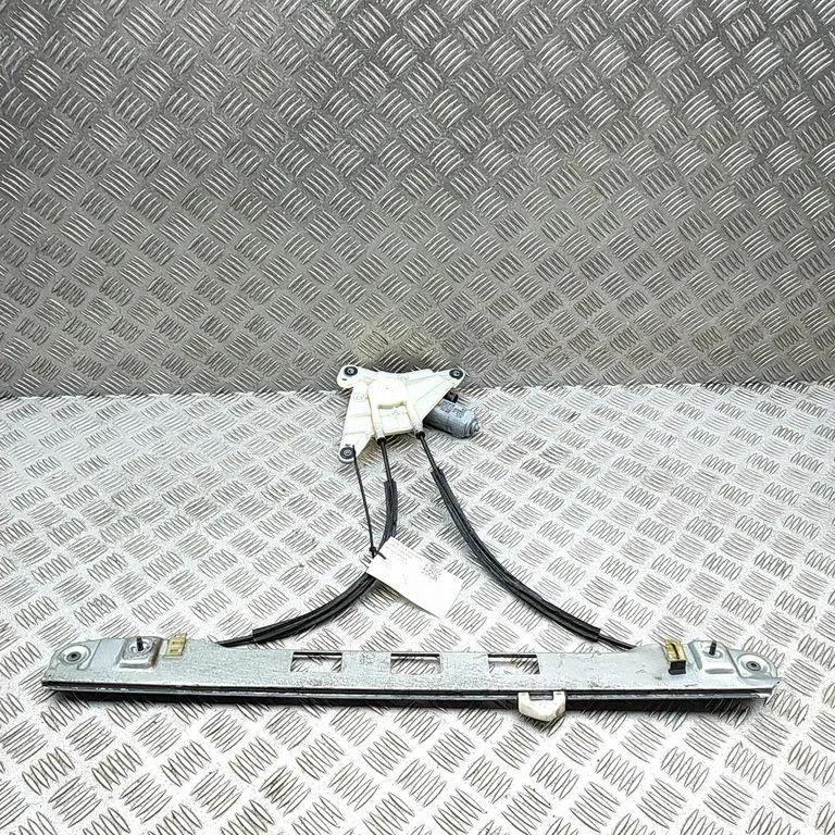 Front door electric window regulator 93167945