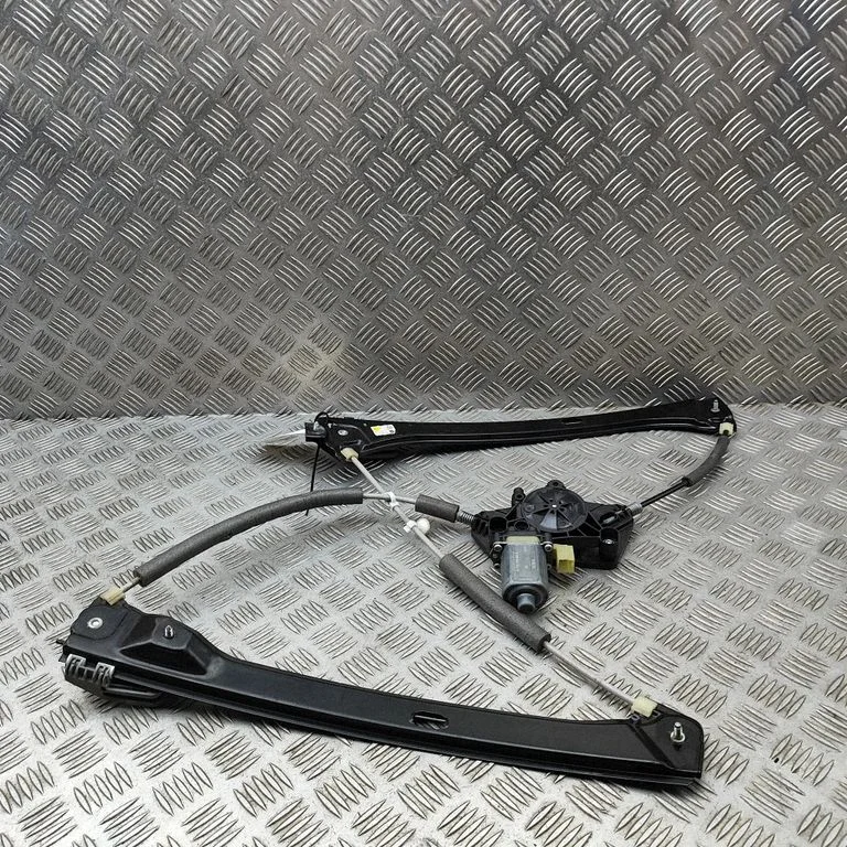 Front door electric window regulator 5Q0959801B
