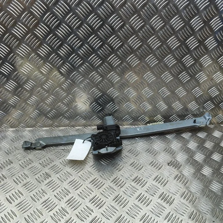 Front door electric window regulator 807210974R