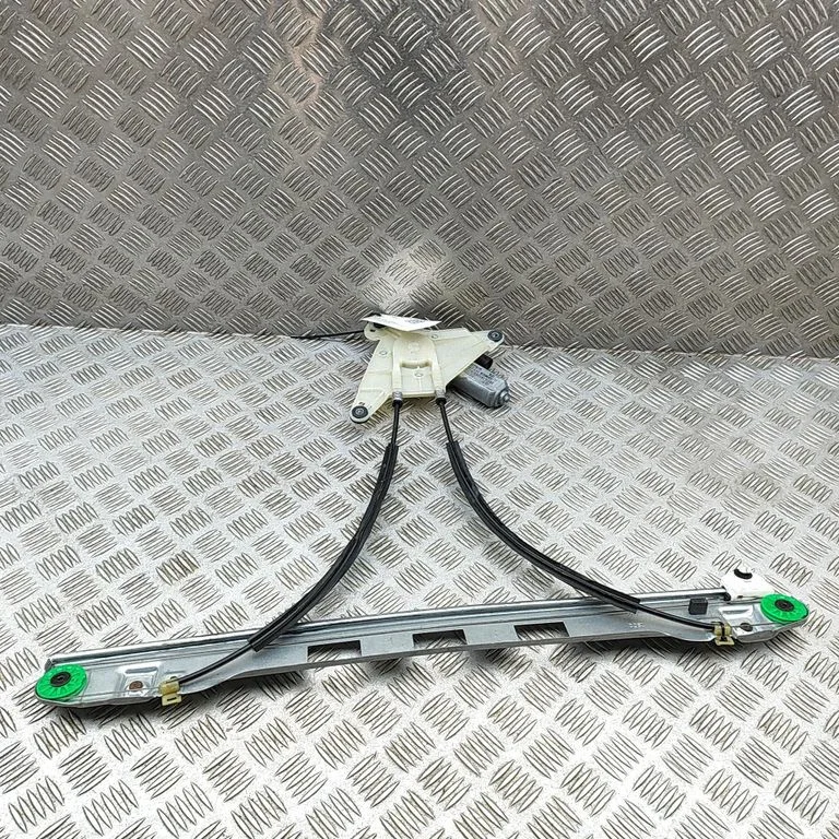 Front door electric window regulator 128001032