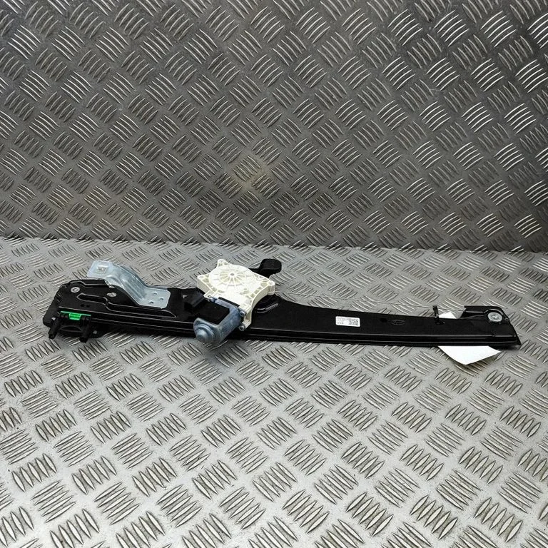 Front door electric window regulator M8E223201AB