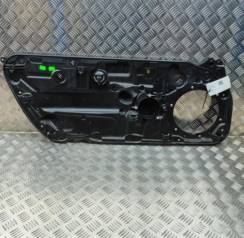 Esiukse elektriline aknatõstuk (ilma mootorita) – Porsche 911 997 (2004-2013)