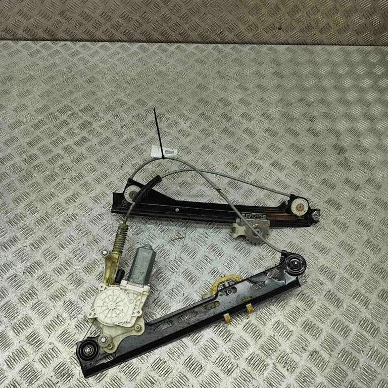 Esiukse elektriline aknatõstuk (ilma mootorita) – Porsche 911 991 (2011-2019)