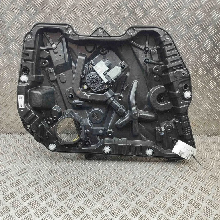 Front door electric window regulator C39194107