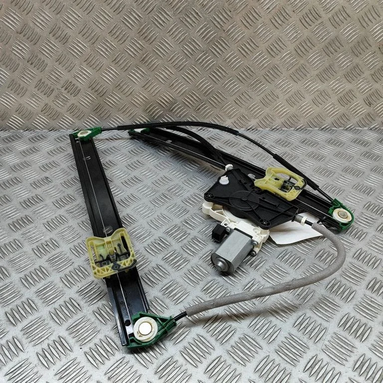 Front door electric window regulator 4K0837461
