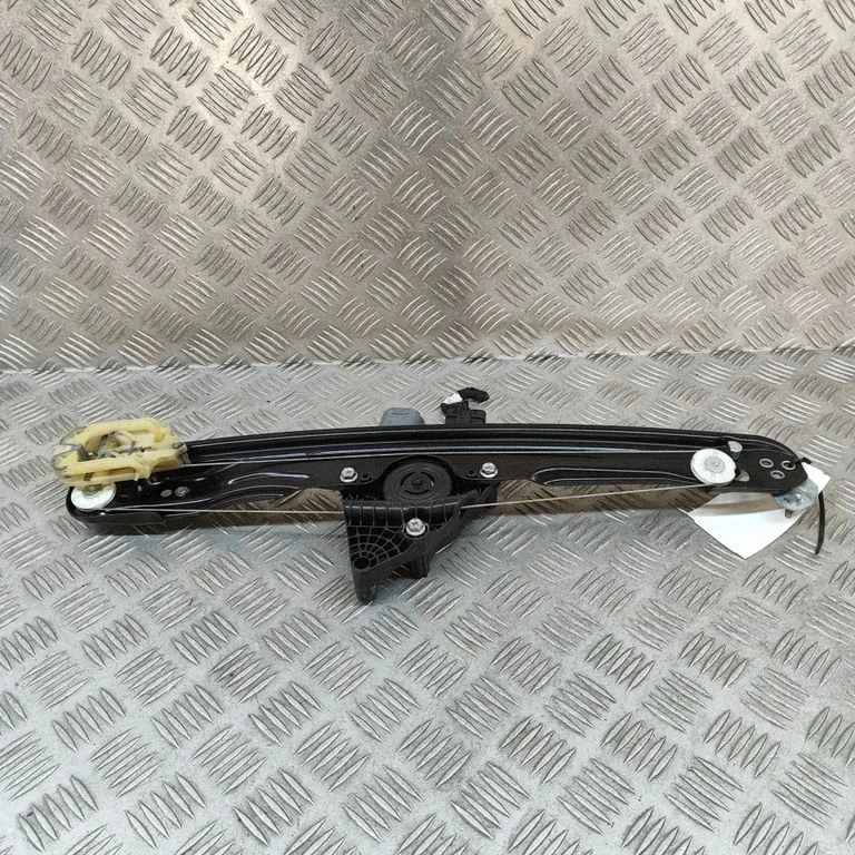 Front door electric window regulator 98820P1T21
