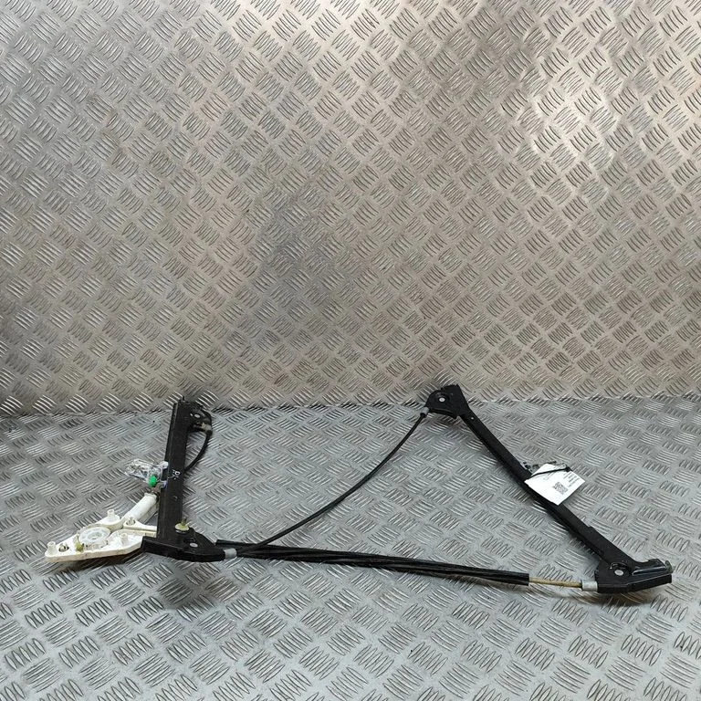 Esiukse elektriline aknatõstuk (ilma mootorita) – Mercedes-Benz CL-klass C215 (2000-2006)
