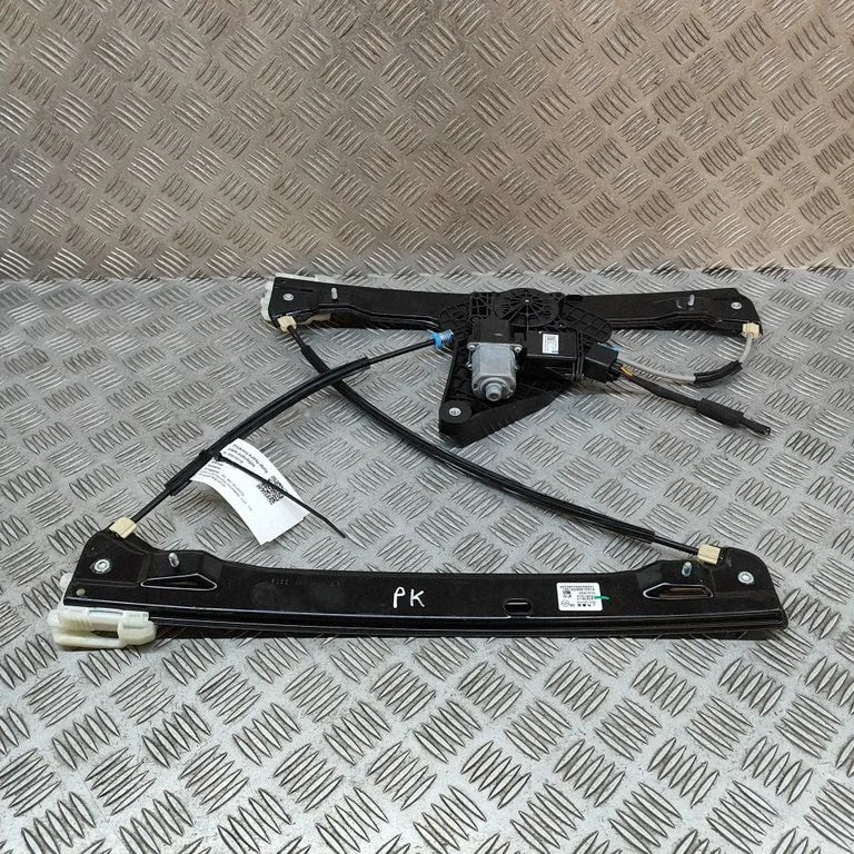 Front door electric window regulator DCQ102A400