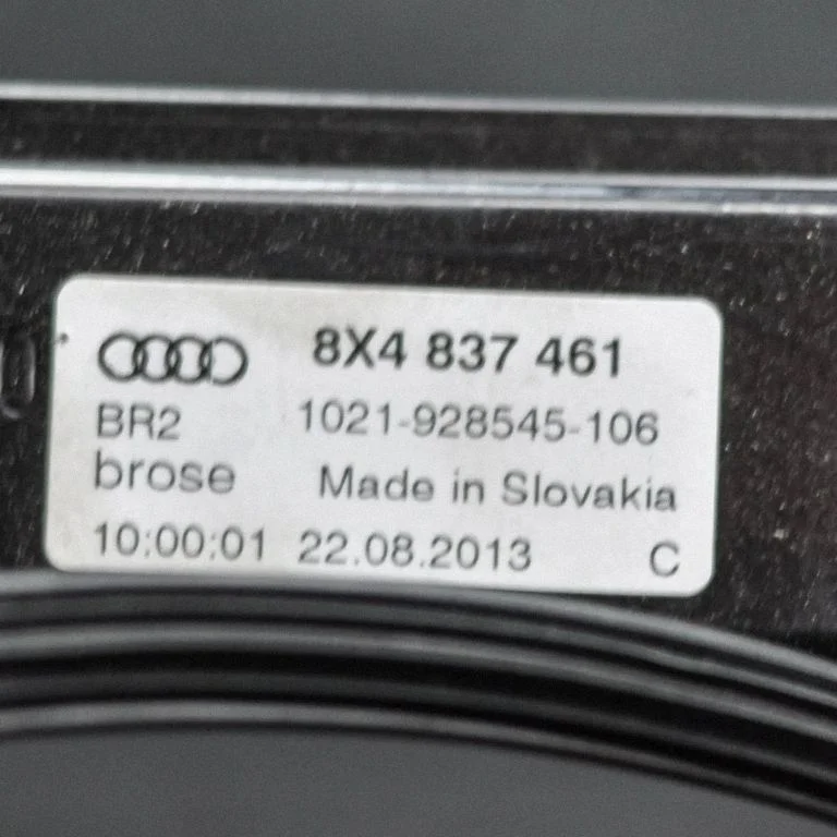 Esiukse elektriline aknatõstuk (ilma mootorita) – Audi A1 (2010-2018)