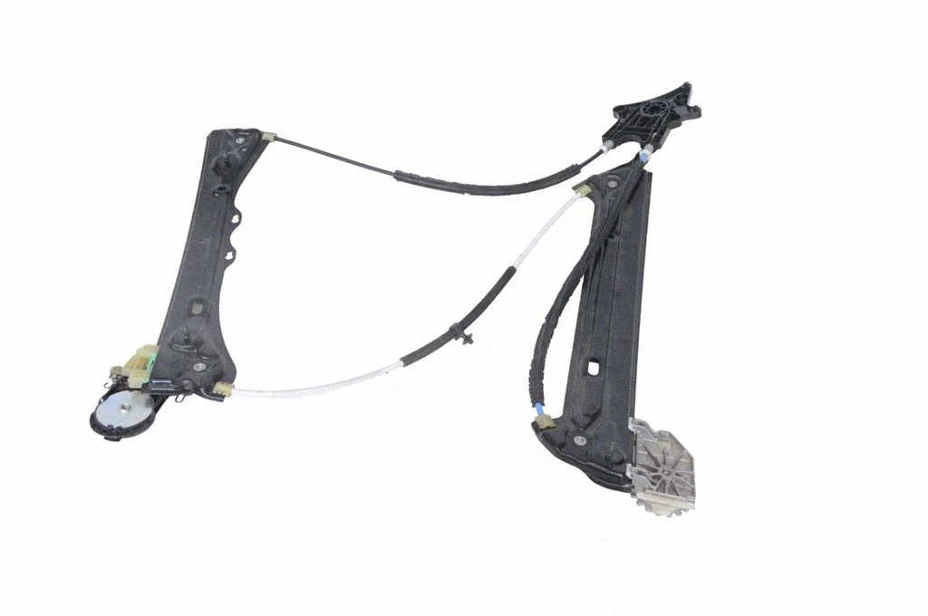 Esiukse elektriline aknatõstuk (ilma mootorita) – BMW 4-seeria F32 F33 (2013-2020)
