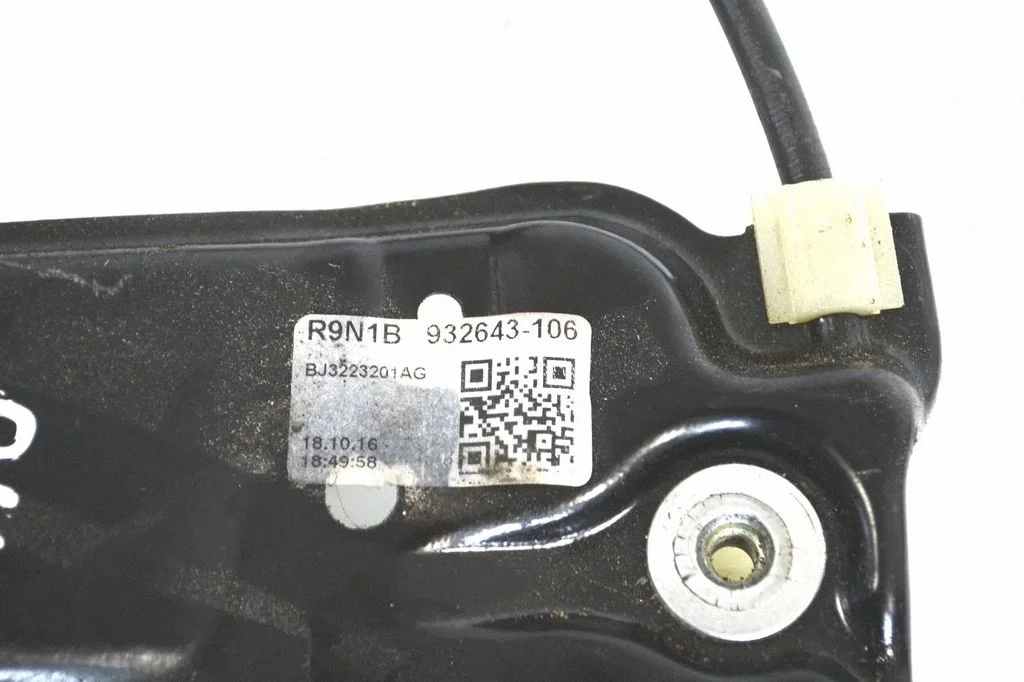 Esiukse elektriline aknatõstuk (ilma mootorita) BJ3223201AG