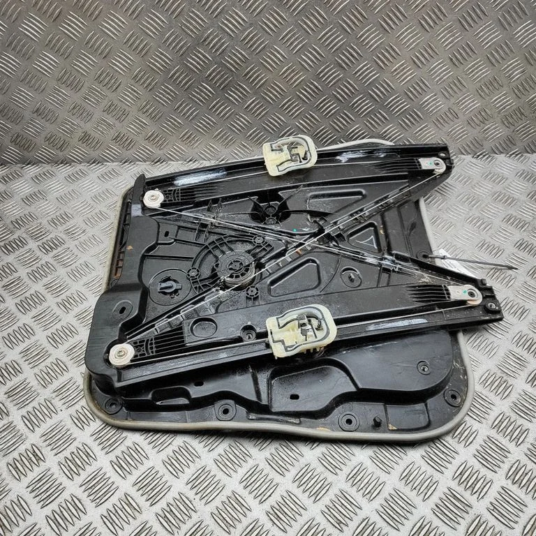 Front door window regulator with motor SA3F6104209V