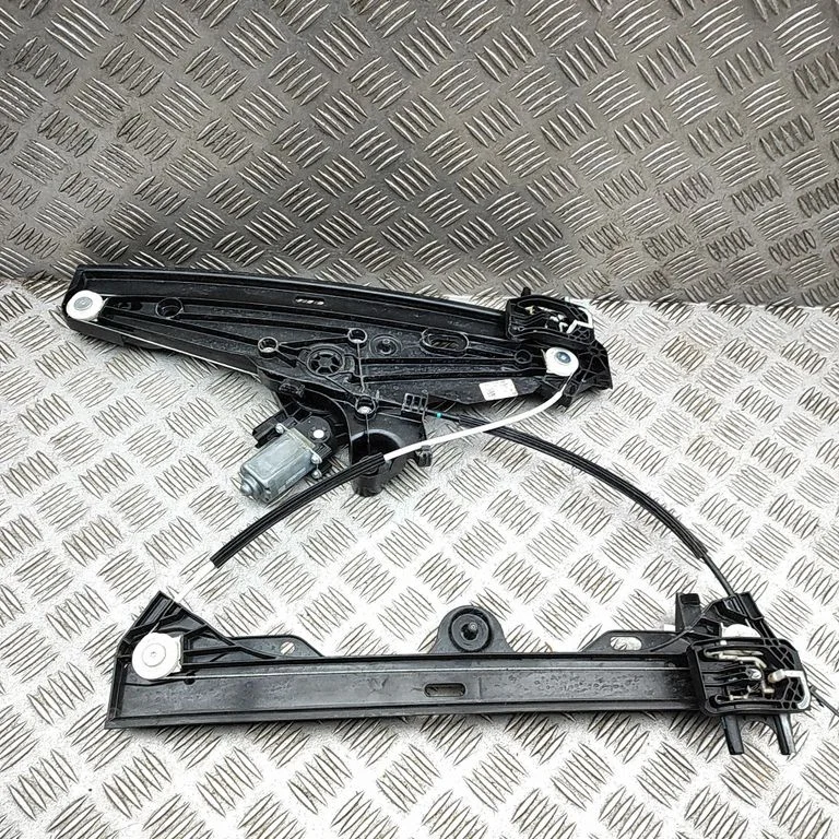 Front door window regulator with motor 9829048280