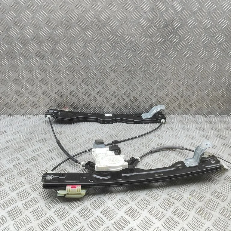 Front door window regulator with motor K8D223200AF