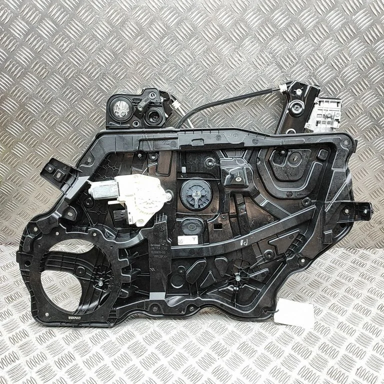 Front door window regulator with motor 103676200B