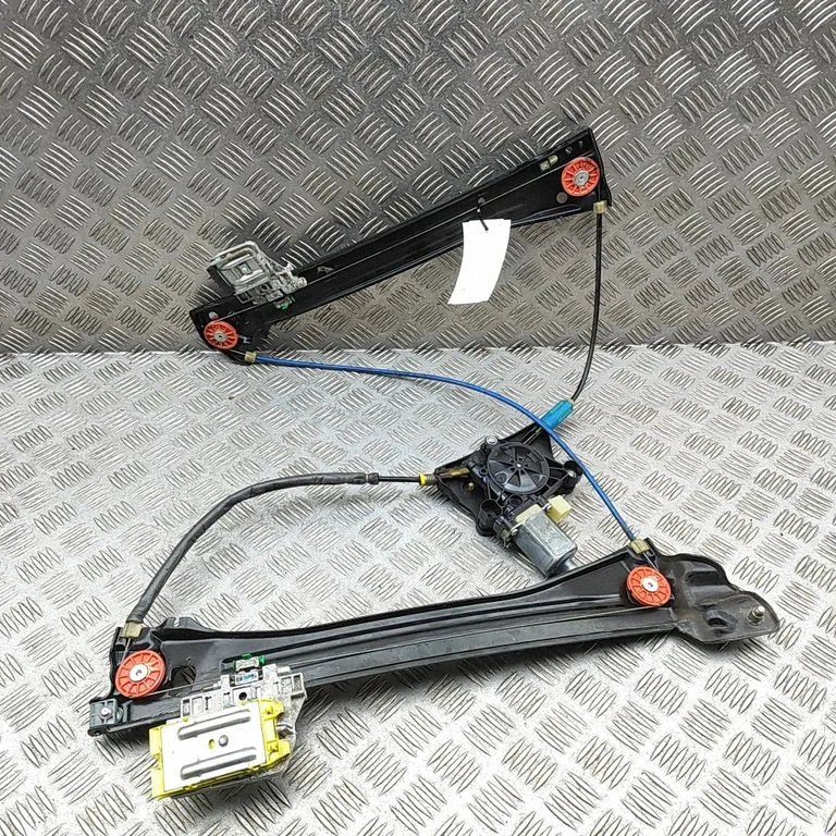 Front door window regulator with motor 0130822705