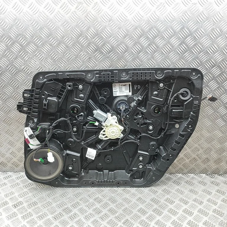 Esiukse elektriline aknatõstuk mootoriga – Mercedes-Benz GLA-klass H247 (2020-)