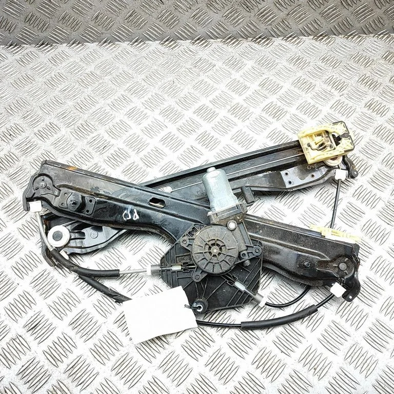 Front door window regulator with motor EKEA6104109A