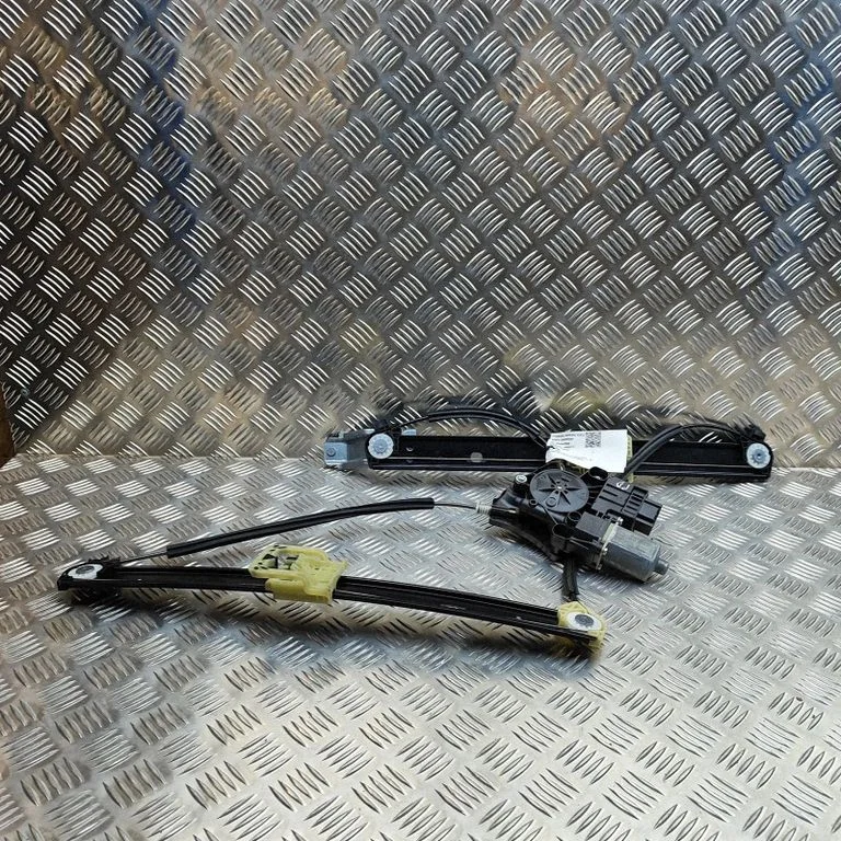Front door window regulator with motor 2Q1959405G