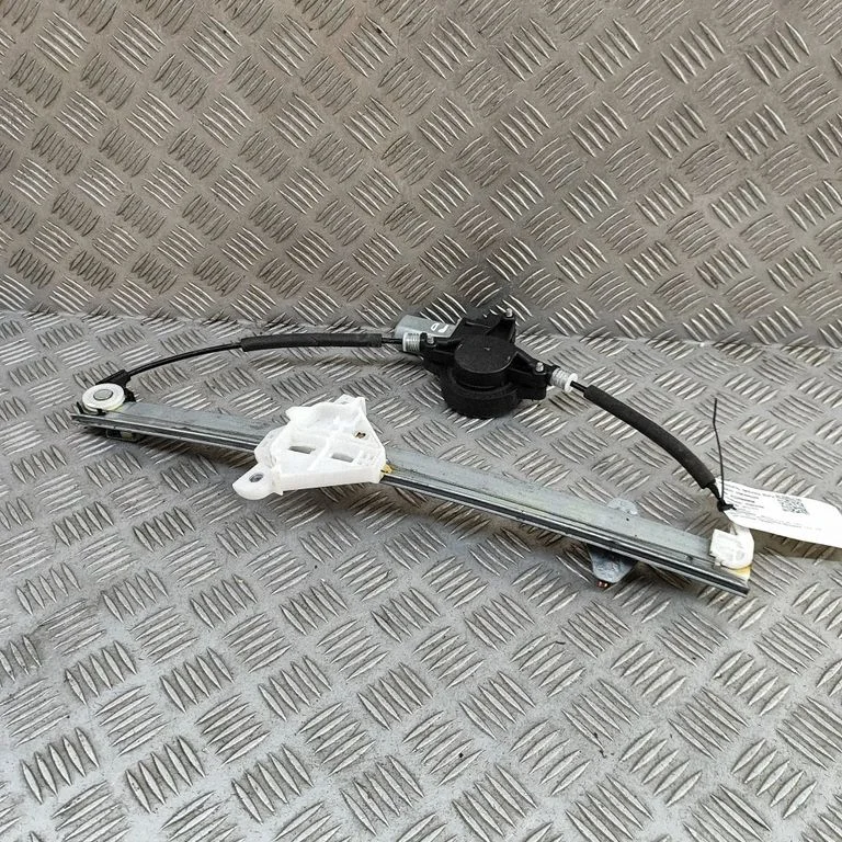 Front door window regulator with motor D6515858XB