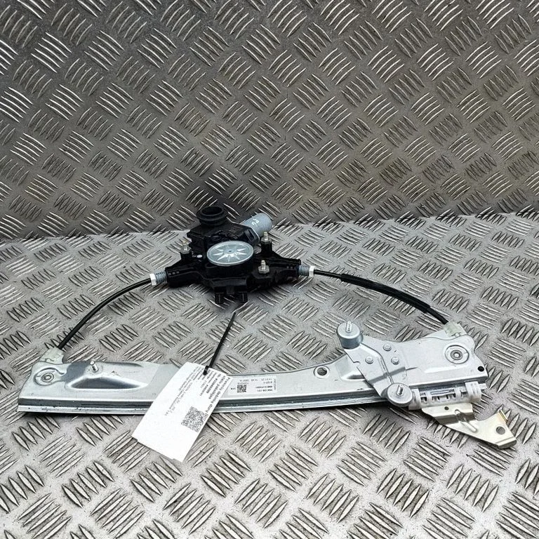 Priekšējā el. loga pacēlāja mehānisma komplekts 69810F4051