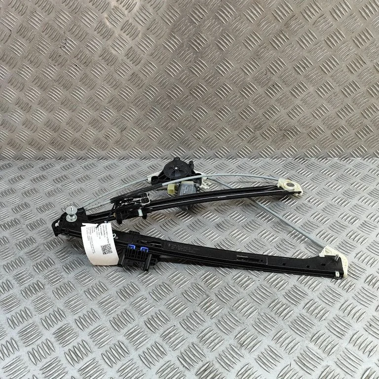 Front door window regulator with motor – Porsche Macan (95B) (2019-)