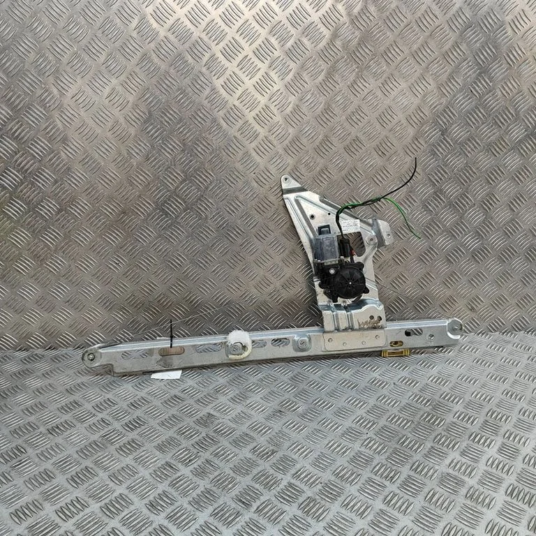 Front door window regulator with motor A9107201100