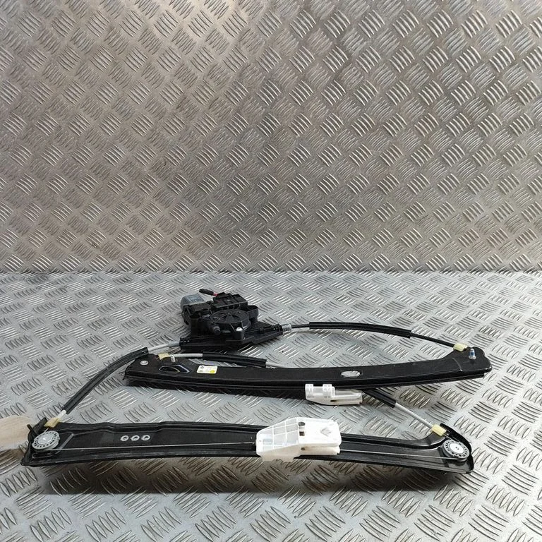 Front door window regulator with motor 654837462