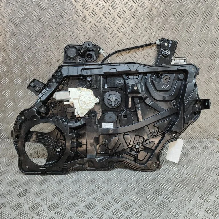 Front door window regulator with motor 149550997E