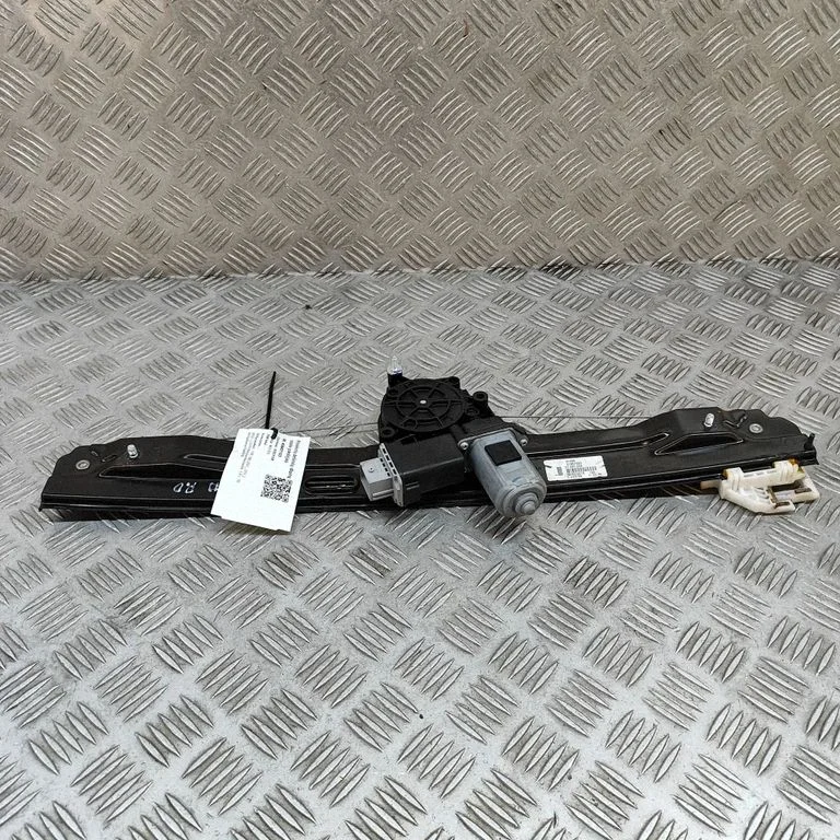 Priekšējā el. loga pacēlāja mehānisma komplekts 51957503