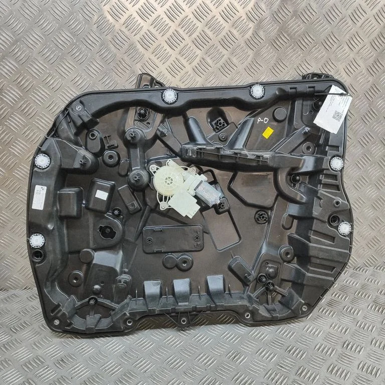 Priekšējā el. loga pacēlāja mehānisma komplekts – BMW X5M G05 F95 (2019-)