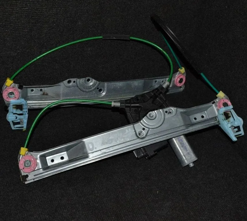 Front door window regulator with motor 01331415772005001