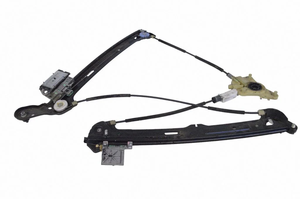 Front door window regulator with motor 4G8837462B
